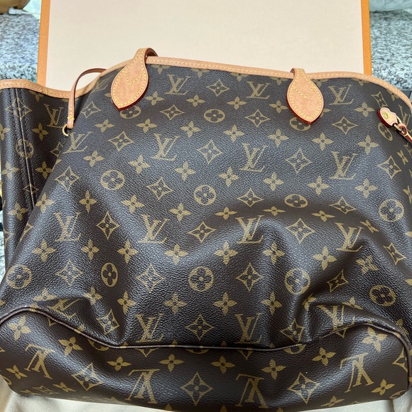 LV MM Neverfull - Excellent condition- Authentic - Picture 7 of 8